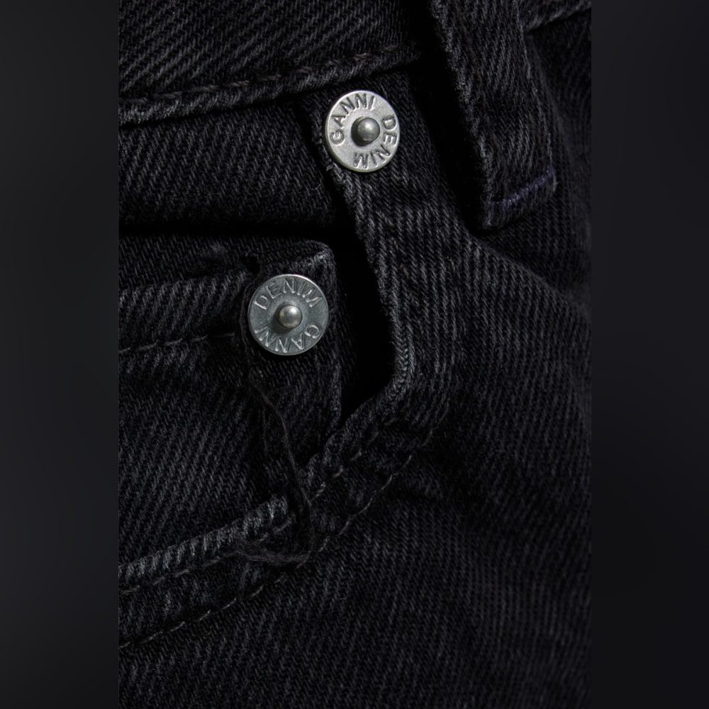 Ganni Betzy High-Rise Flared Jeans Black - Picture 4 of 11